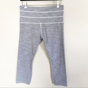 LORNA JANE Gray White Striped Crop Leggings L